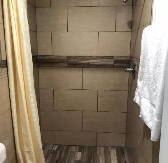 Rosa Bell Motel   Los Angeles