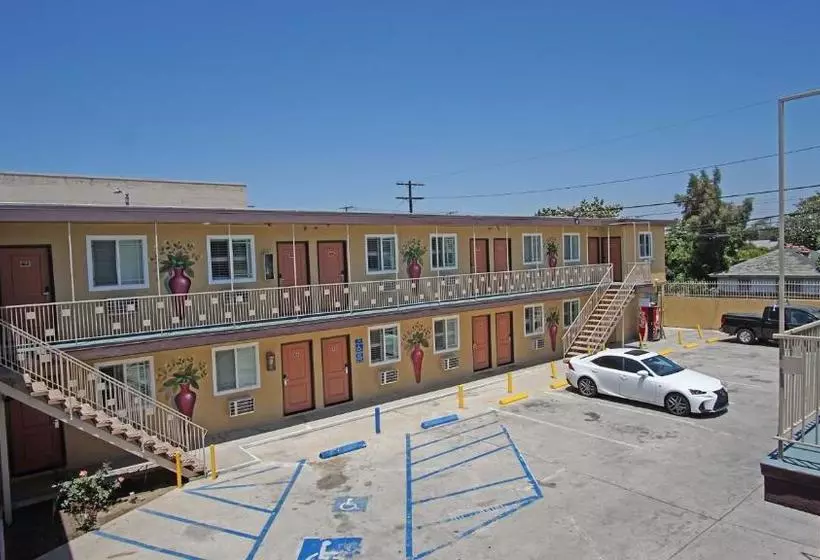 Rosa Bell Motel   Los Angeles