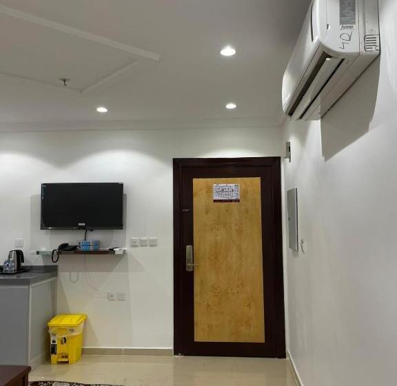 Отель Al Manzil Almutmeez