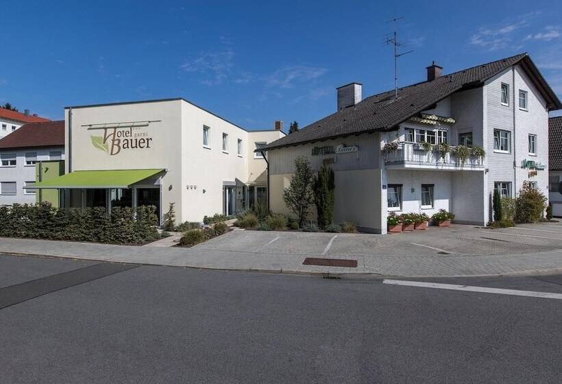 酒店 Bauer Garni
