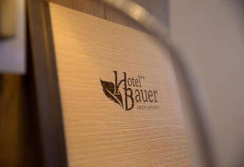 酒店 Bauer Garni