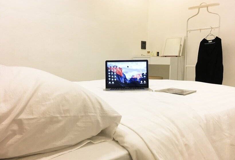 هتل Boon Street Hostel