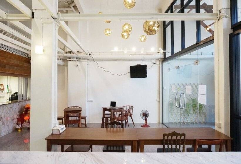 هتل Boon Street Hostel