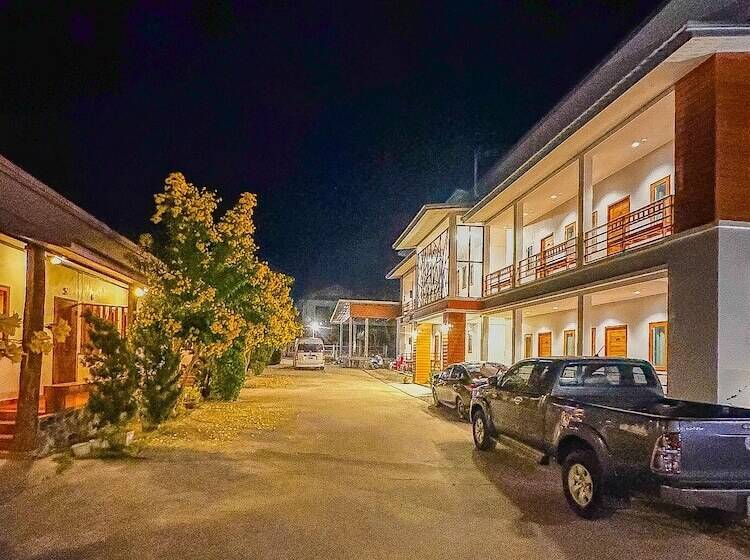 Отель Chang Nang Resort