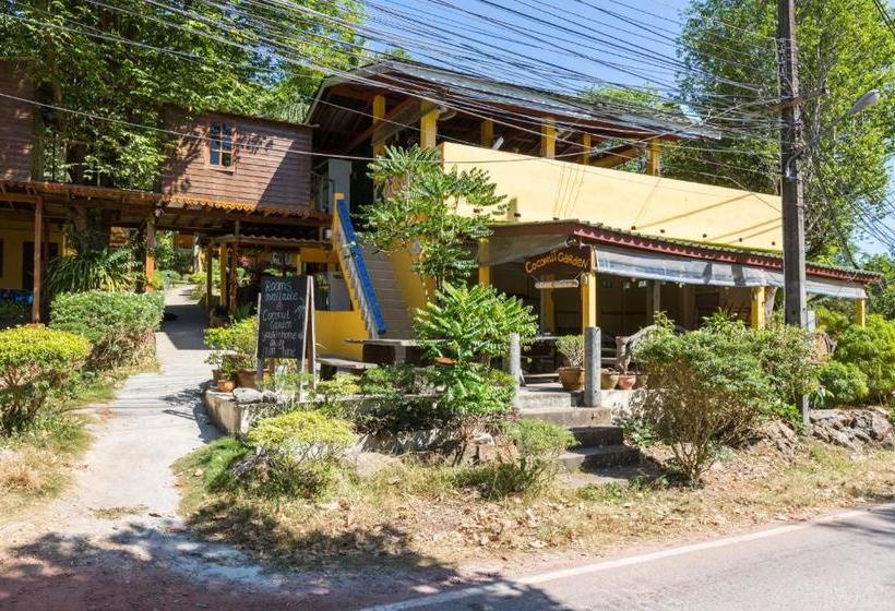 Hotel Coconut Garden