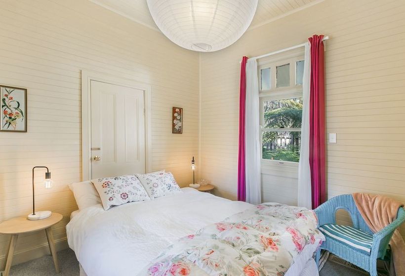 Отель Cooee Cottage