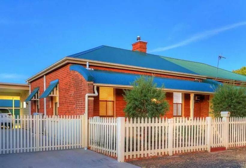 ホテル Endeavour Court Motor Inn