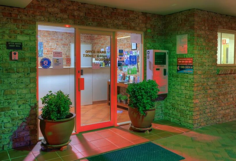 ホテル Endeavour Court Motor Inn