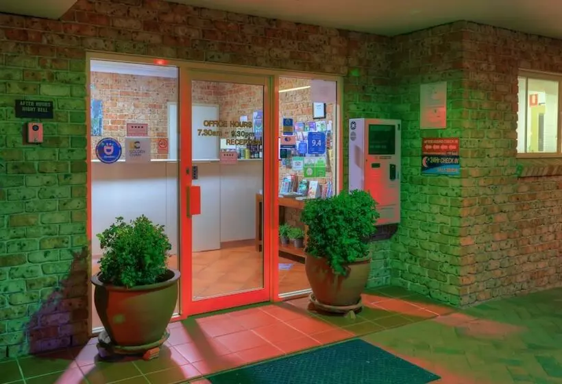 ホテル Endeavour Court Motor Inn