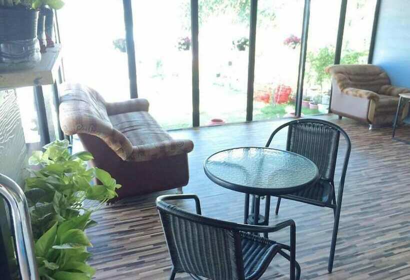 בית מלון כפרי Kiangbueng Resort