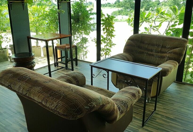 בית מלון כפרי Kiangbueng Resort