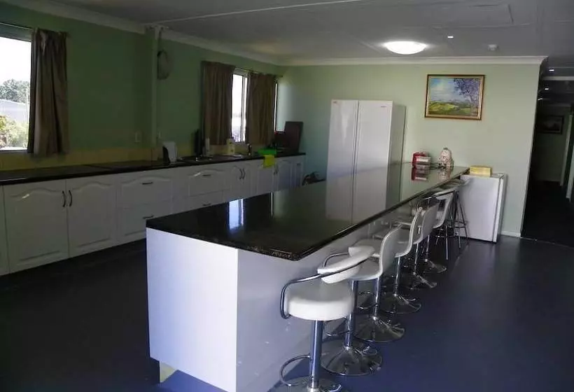 ホテル Mick's Accommodation Club