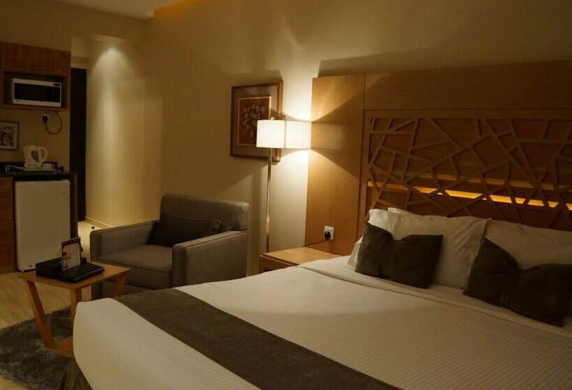 בית מלון כפרי Naiara Maahad Eledara Elnsaey