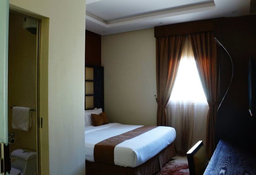 בית מלון כפרי Naiara Maahad Eledara Elnsaey