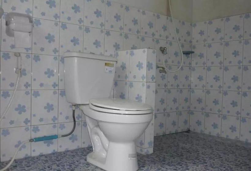 هتل Pasai Beach Lodge