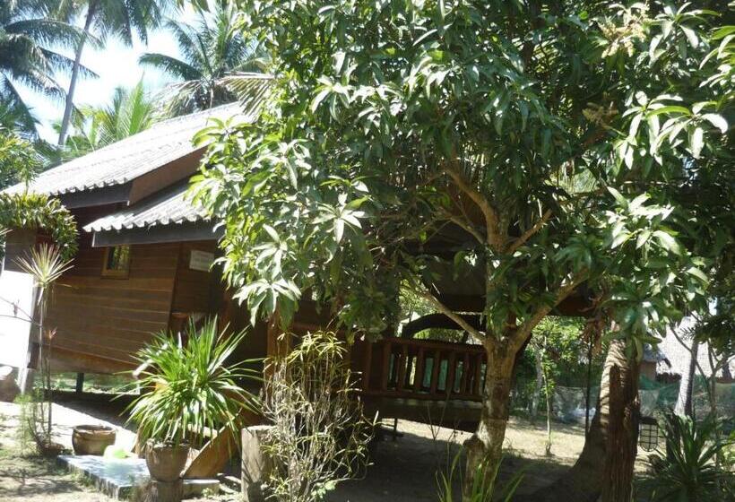 בית מלון כפרי Pasai Beach Lodge