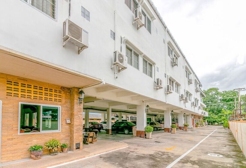 호텔 Sathorn Mansion