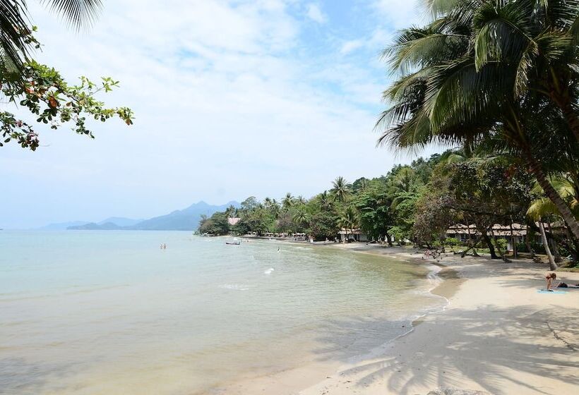 בית מלון כפרי Siam Bay Resort