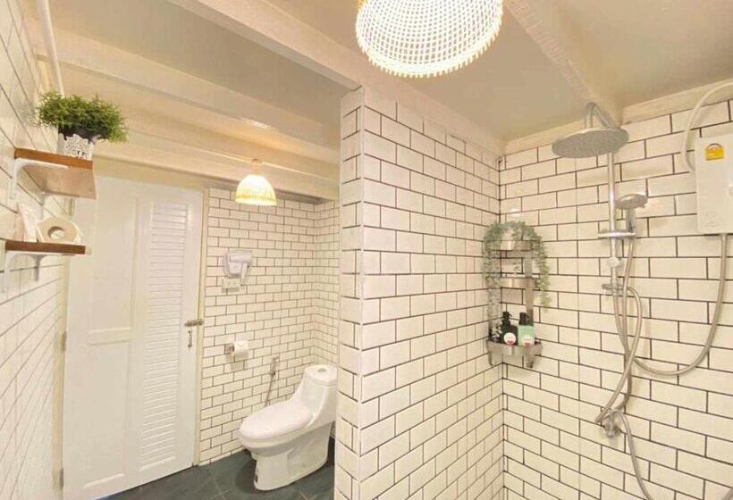 בית מלון כפרי Siam Bay Resort