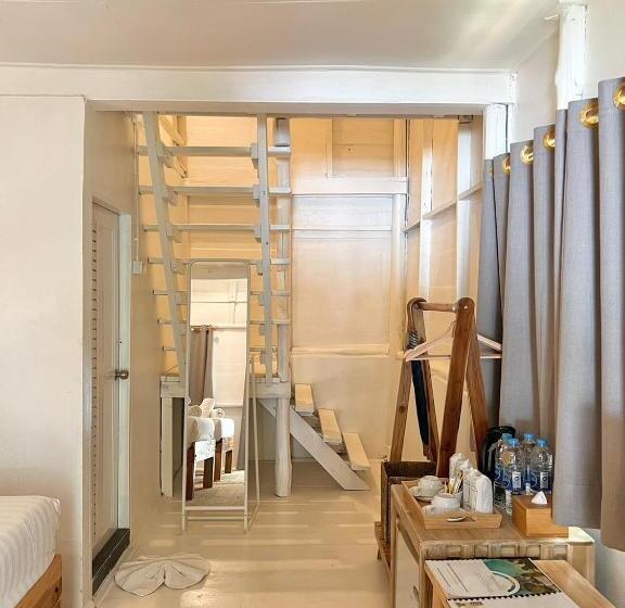 בית מלון כפרי Siam Bay Resort