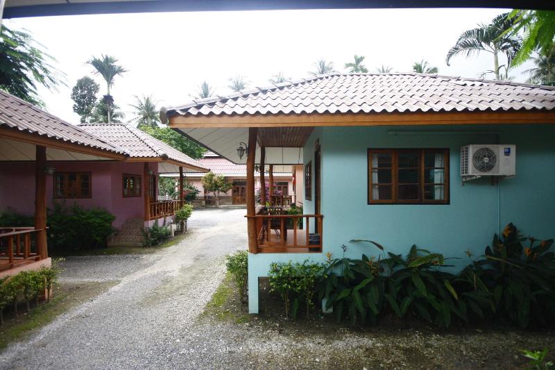 Hotel Santorini Khanom