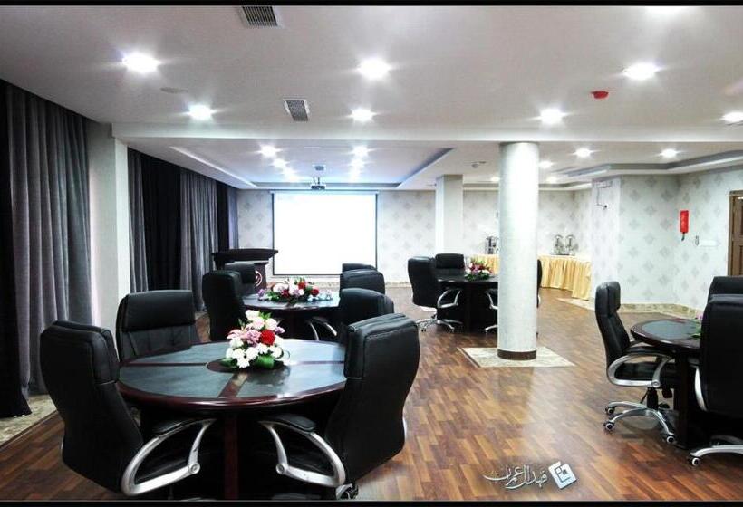 בית מלון כפרי Taraf Yanbu