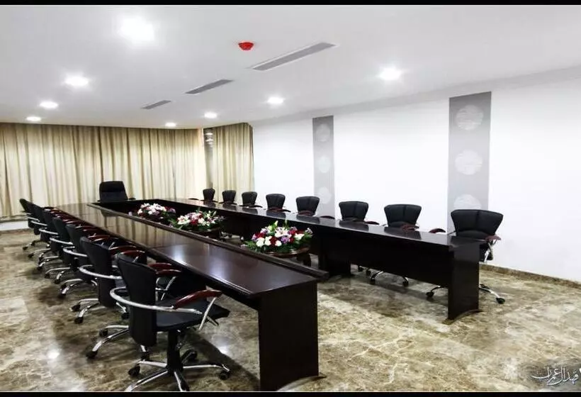 ホテル Taraf Yanbu