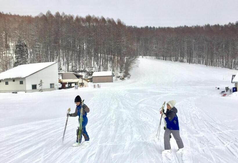 Hotel Backpackers Dorms Miwa Hostel