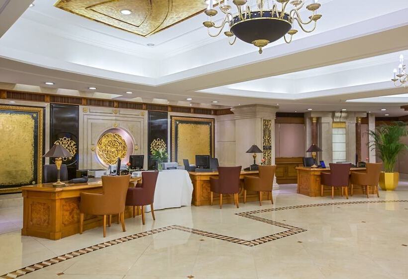 호텔 Golden Eagle Crown Executive Apartment