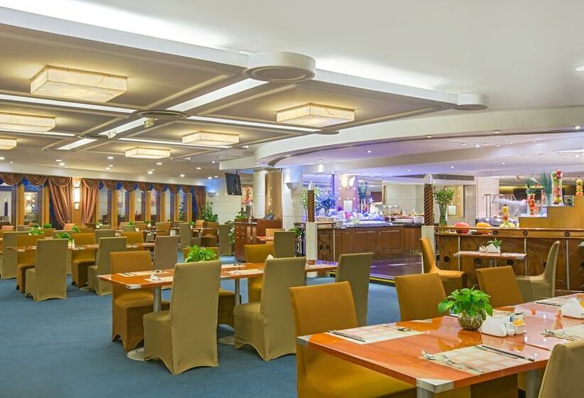 호텔 Golden Eagle Crown Executive Apartment