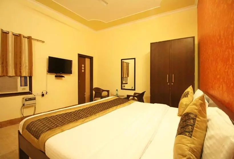 ホテル Golden Park Gurgaon