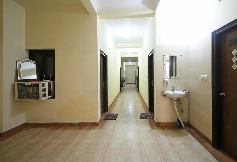 Hotel Golden Park Gurgaon