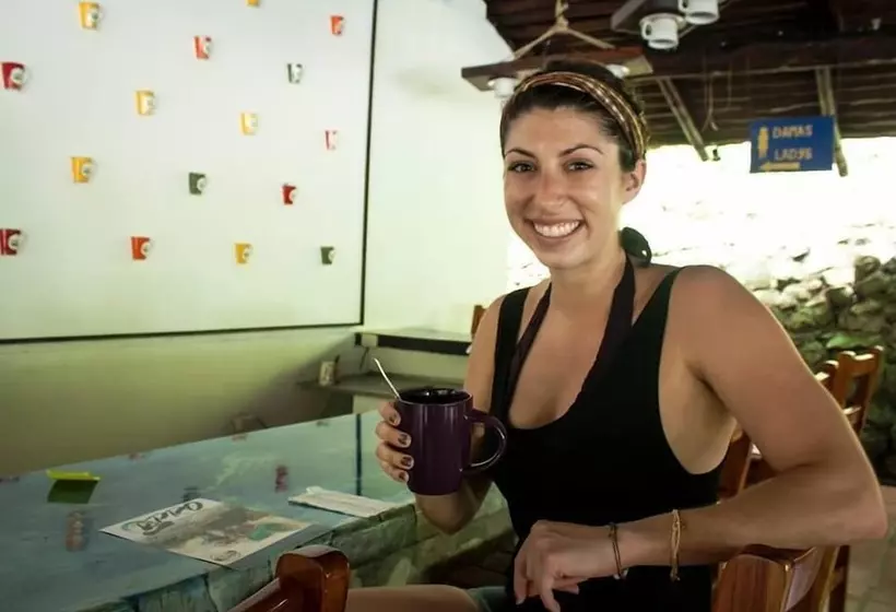 Hotelli Manuel Antonio Hostel Resort