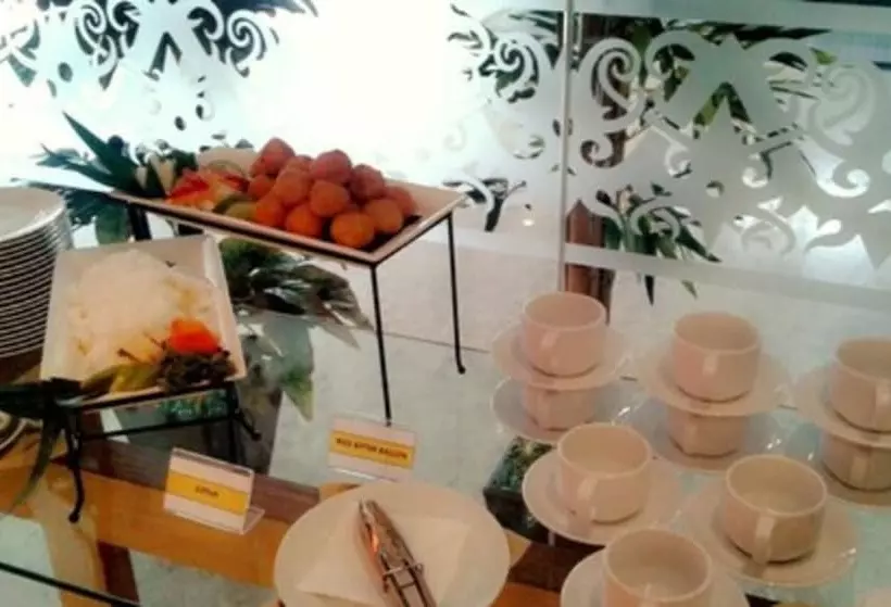 Her Hotel & Trade Centre Balikpapan
