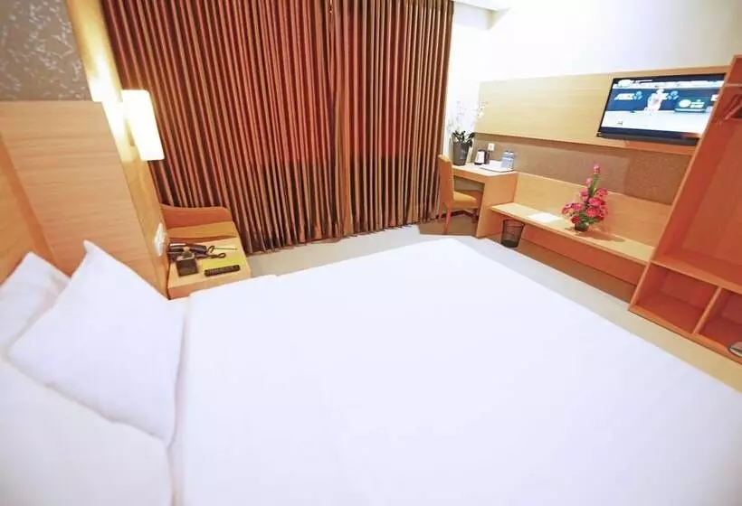 Her Hotel & Trade Centre Balikpapan