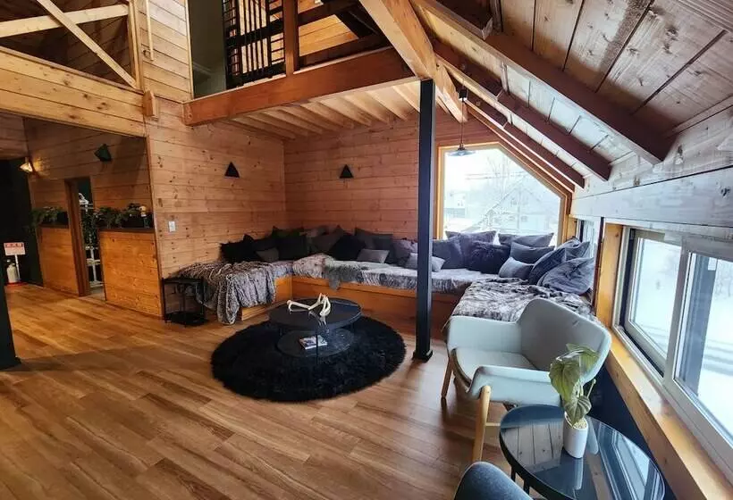 ホテル Hooting Owl Lodge