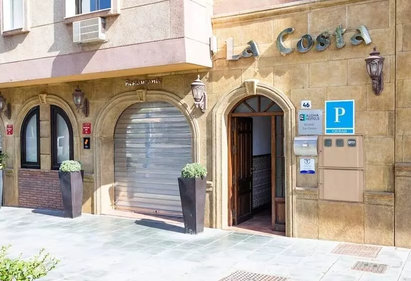 Hotelli Hostal La Costa