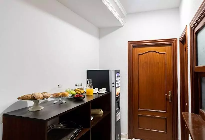 Hotelli Hostal La Costa