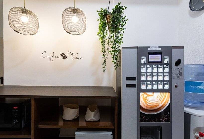 هتل Hostal La Costa