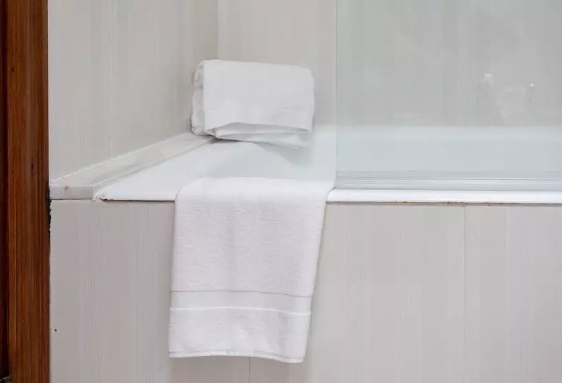 Hotelli Hostal La Costa