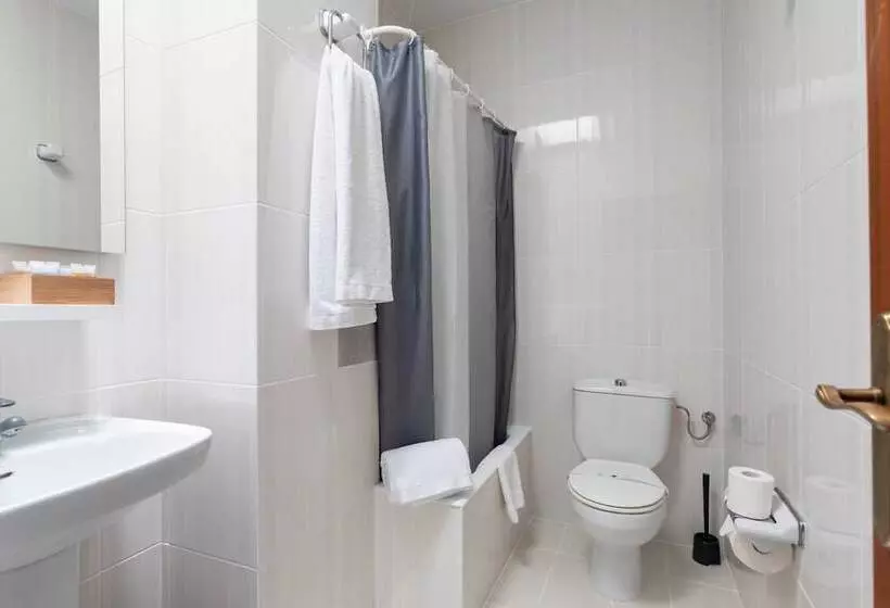 Hotelli Hostal La Costa