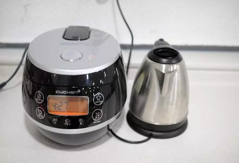 هتل Kimchee Busan Station Guesthouse  Hostel