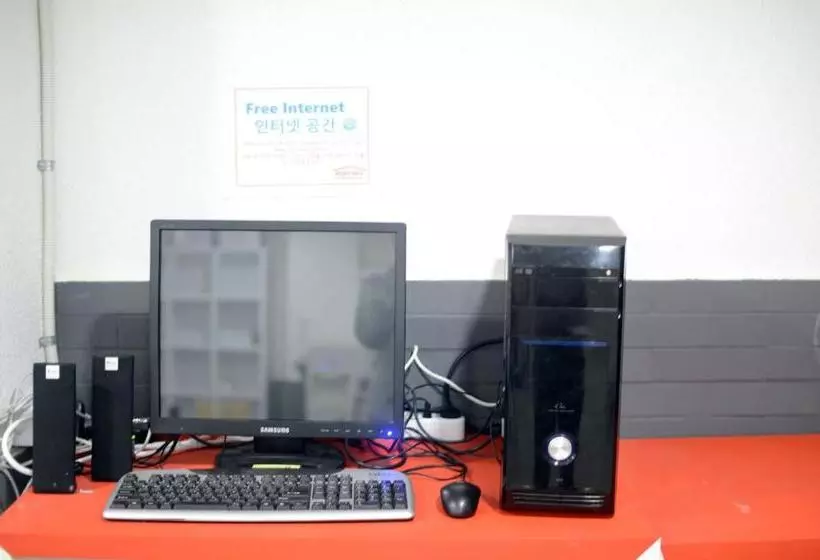 هتل Kimchee Busan Station Guesthouse  Hostel