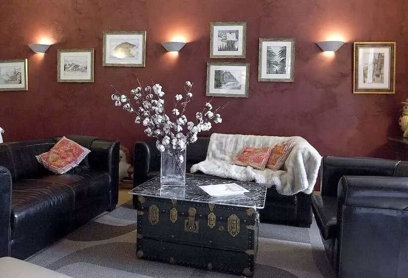 Hotelli Le Val D'amby