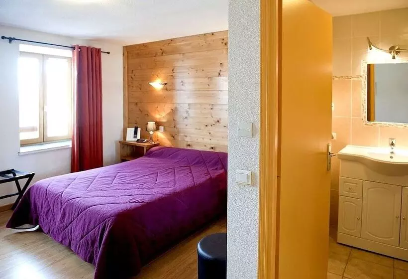 Hotelli Le Val D'amby