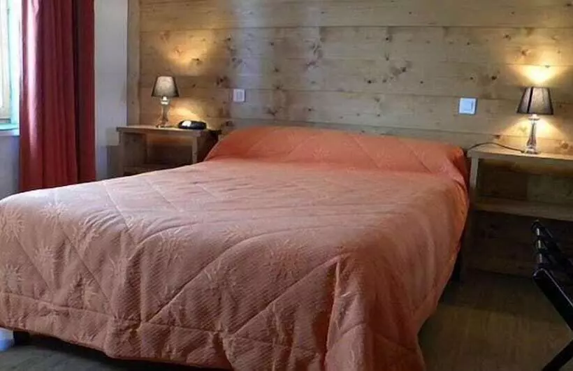 Hotelli Le Val D'amby