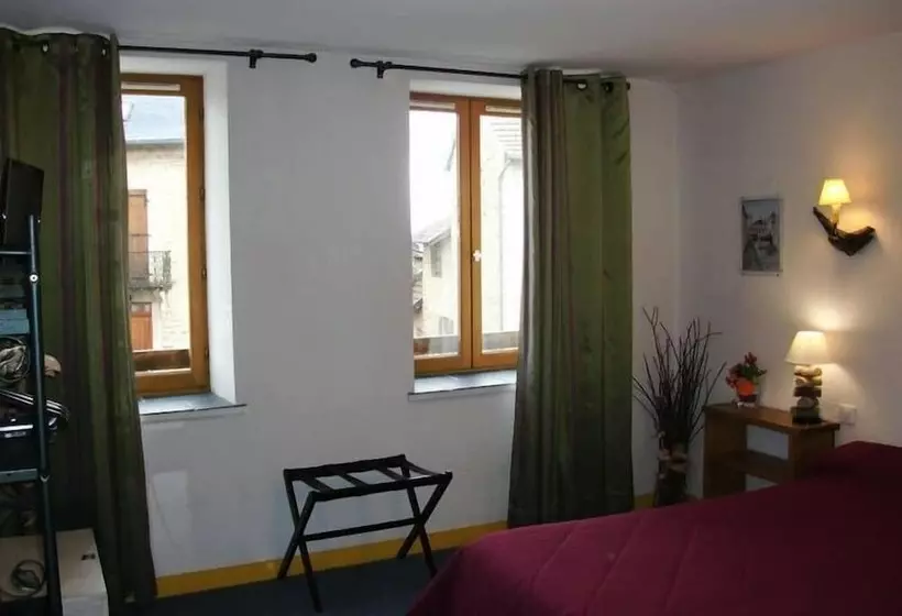 Hotelli Le Val D'amby