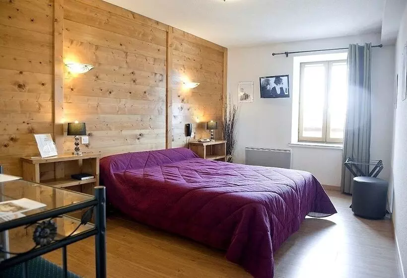 Hotelli Le Val D'amby