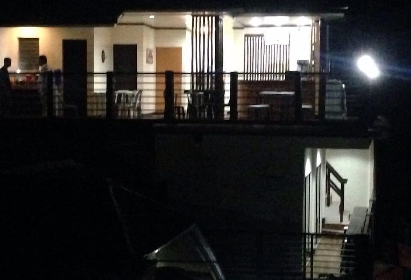 酒店 Lolo Bob's Bed And Breakfast