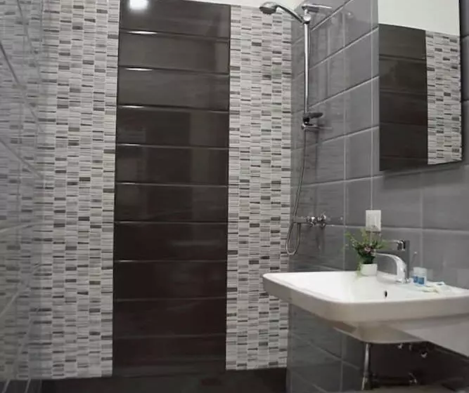 هتل Mantegna Rooms